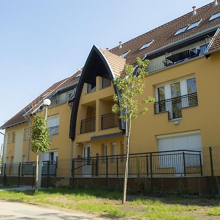 Smarthome Apartman Hajdúszoboszló Exterior foto